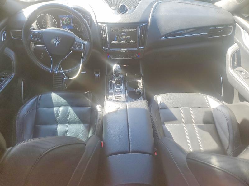 2017 Maserati Levante VIN ZN661XUS9HX243254 COPART salvage auction — MINOR DENT/SCRATCHES, MI - DEALER ONLY CLEAN TITLE, sold $5,100 on 2026-07-29 (photo 8)
