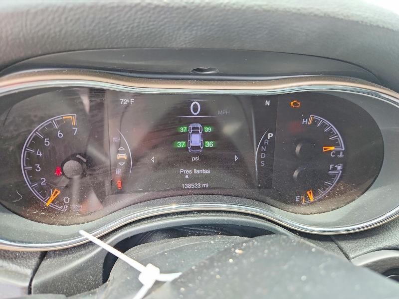 2015 Jeep Grand cherokee VIN 1C4RJEBG8FC906416 COPART salvage auction — NORMAL WEAR, Fl - Certificate Of Title, sold $2,000 on 2026-07-07 (photo 9)