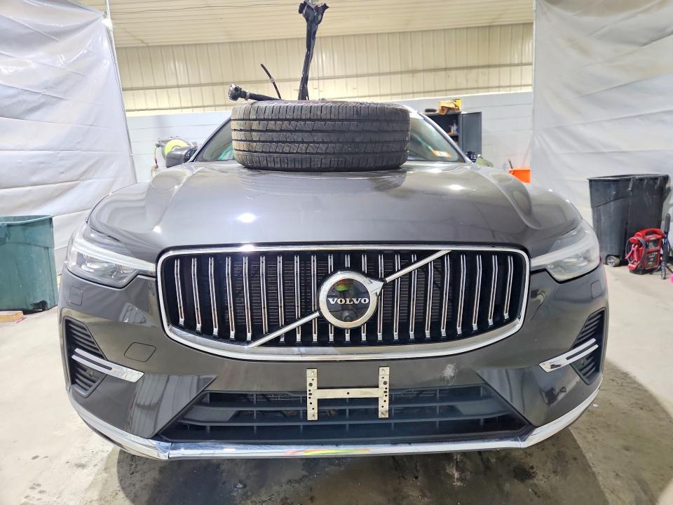 2023 Volvo Xc60 VIN YV4L12RN3P1354231 COPART salvage auction — REAR END, Nh - Cert Of Title-Salvage, sold $4,200 on 2026-08-06 (photo 5)