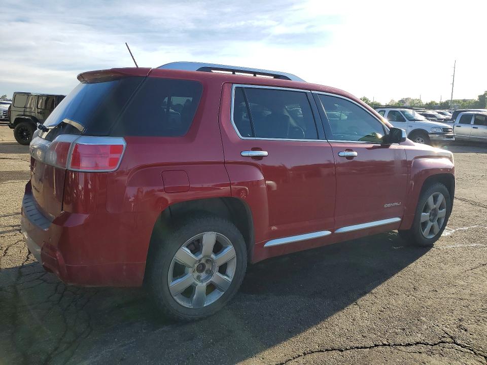 2015 Gmc Terrain VIN 2GKFLZE32F6405709 COPART salvage auction — FRONT END, CO - PUBLIC - SALVAGE TITLE, sold $2,400 on 2026-07-02 (photo 3)