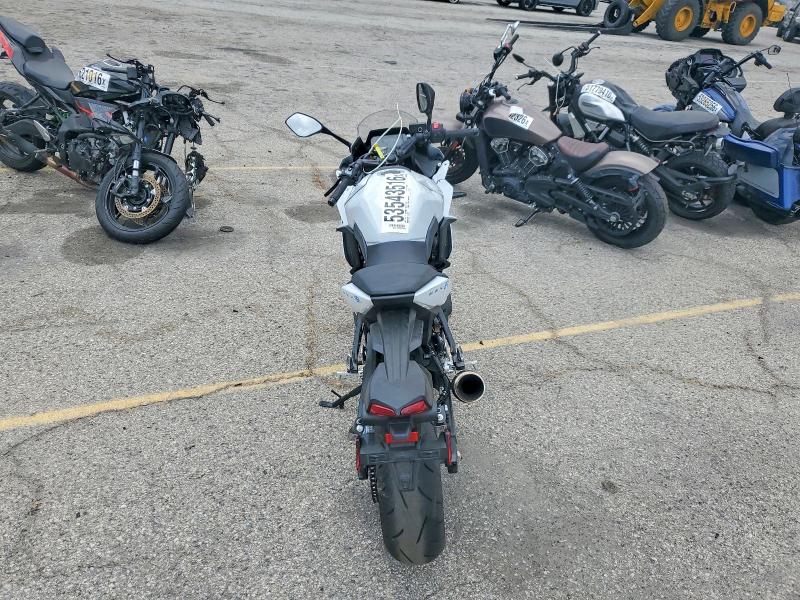 2026 Suzuki Gsx VIN JS1EM13B2T7100703 COPART salvage auction — FRONT END, Ca - Salvage Certificate, sold $2,650 on 2026-07-30 (photo 6)