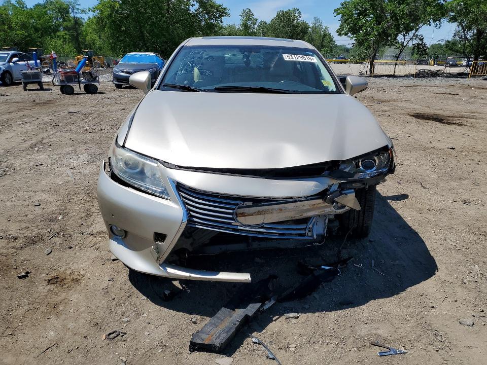 2013 Lexus ES VIN JTHBK1GG7D2045215 COPART salvage auction — FRONT END, Md - Cert Of Salvage > 75% Damage, sold $1,100 on 2026-07-30 (photo 5)