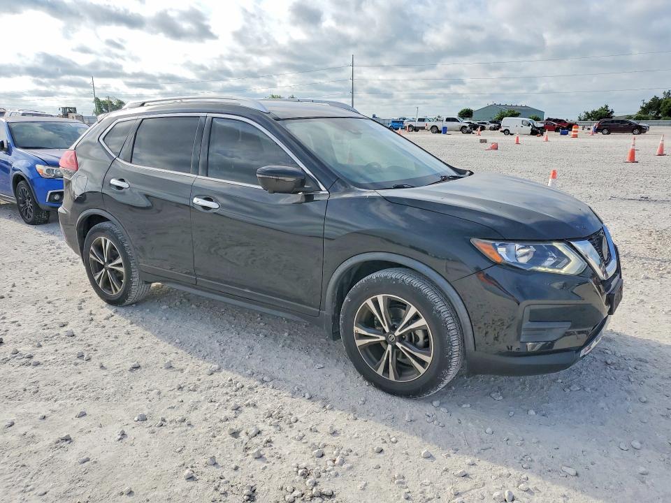 2020 Nissan Rogue VIN JN8AT2MT3LW008532 COPART salvage auction — ROOF, TX - SALVAGE VEHICLE TITLE, sold $5,800 on 2026-07-16 (photo 4)