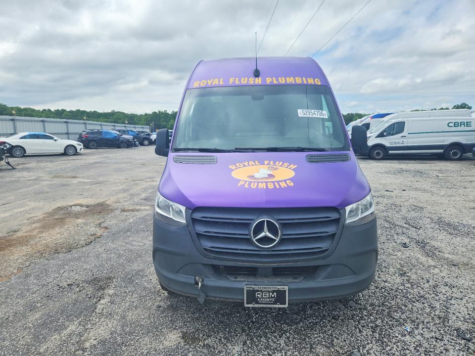 2023 Mercedes-benz VIN W1Y4KCHY9PT137773 COPART salvage auction — REAR END, Id - Salvage Certificate Of Title, sold $6,600 on 2026-07-29 (photo 5)