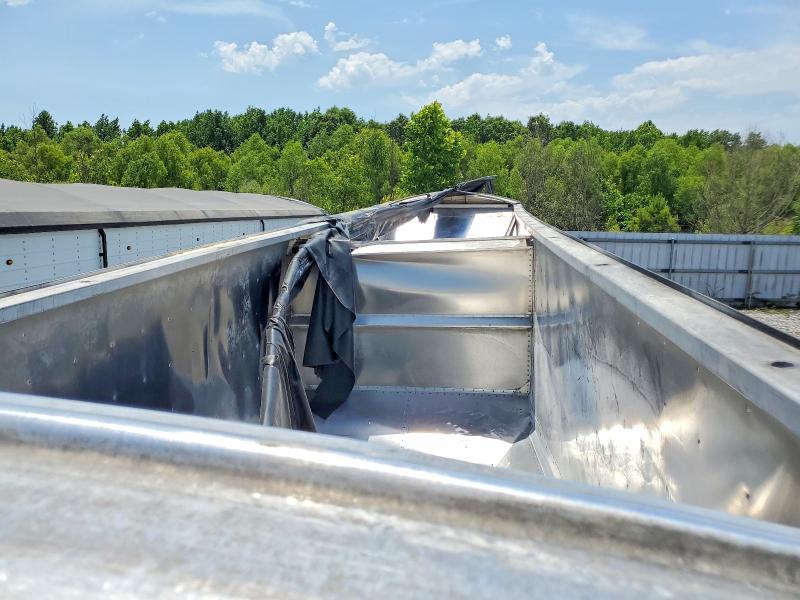 2022 Timpte Grain trailer VIN 1TDH4222XNB171979 COPART salvage auction — ROLLOVER, NE - CERT OF TITLE-SALVAGE, sold $1,950 on 2026-07-09 (photo 5)