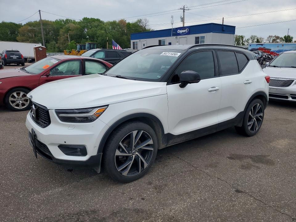 2020 Volvo Xc40 VIN YV4162UM3L2221478 COPART salvage auction — FRONT END, MN - CERT OF TITLE-SALVAGE, sold $475 on 2026-07-21 (photo 1)