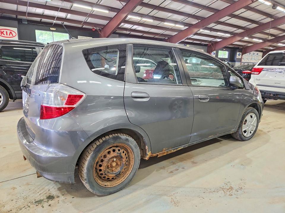 2013 Honda Fit VIN JHMGE8G36DC042335 COPART salvage auction — MINOR DENT/SCRATCHES, Vt - Certificate Of Title, sold $1,050 on 2026-07-02 (photo 3)