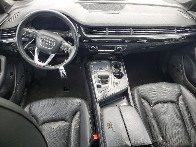 2017 Audi Q7 VIN WA1LAAF7XHD034787 COPART salvage auction — MINOR DENT/SCRATCHES, Mo - Certificate Of Title (P), sold $6,500 on 2026-07-10 (photo 8)