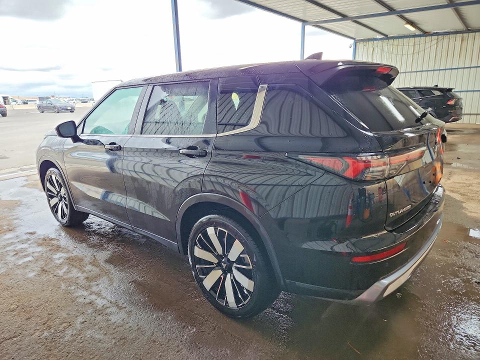2025 Mitsubishi Outlander VIN JA4J4VA85SZ058964 COPART salvage auction — FRONT END, FL - CERT OF TITLE SLVG REBUILDABLE, sold $11,800 on 2026-07-13 (photo 2)