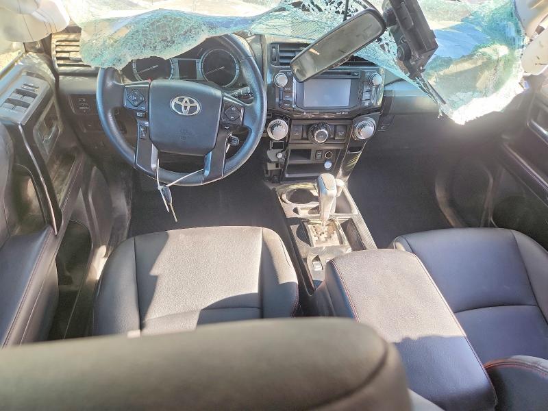 2019 Toyota 4runner VIN JTEBU5JR5K5720581 COPART salvage auction — ROLLOVER, Id - Salvage Certificate Of Title, sold $200 on 2026-07-21 (photo 8)