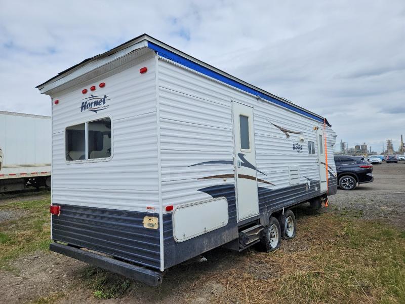 2007 Dutchman Hornet VIN 4YDT27F2677200209 COPART salvage auction — ROOF, QC - IRRECUPERABLE, sold $150 on 2026-07-28 (photo 4)