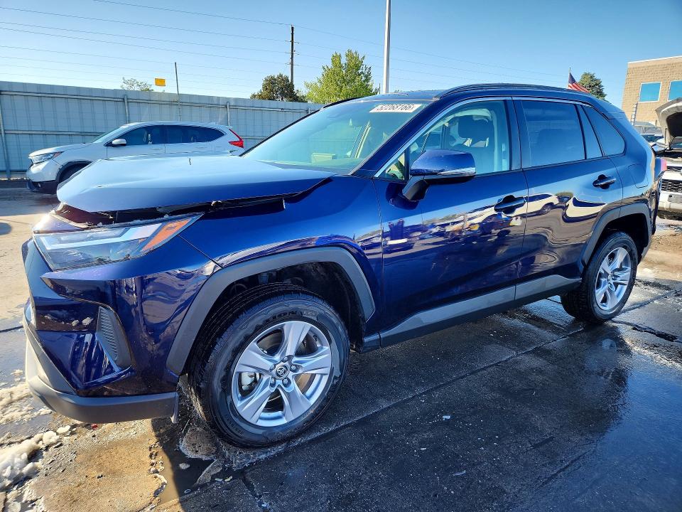 2025 Toyota Rav 4 VIN JTMP1RFV8SJ043095 COPART salvage auction — FRONT END, Co - Public - Salvage Title, sold $9,600 on 2026-07-09 (photo 1)