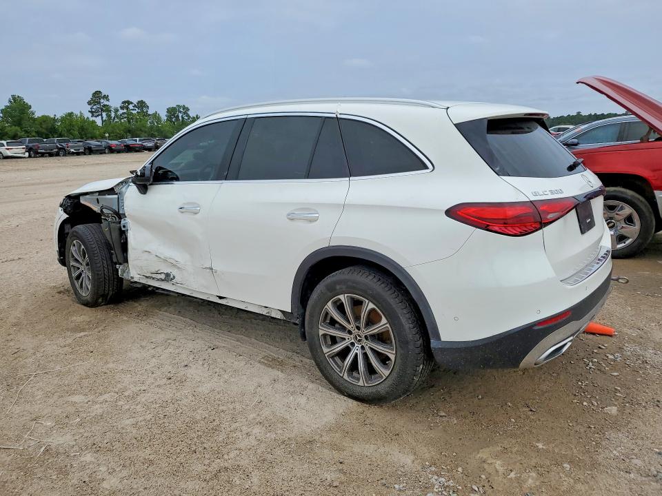 2023 Mercedes-benz VIN W1NKM4HB3PF057884 COPART salvage auction — SIDE, Tx - Salvage Vehicle Title, sold $19,700 on 2026-07-17 (photo 2)