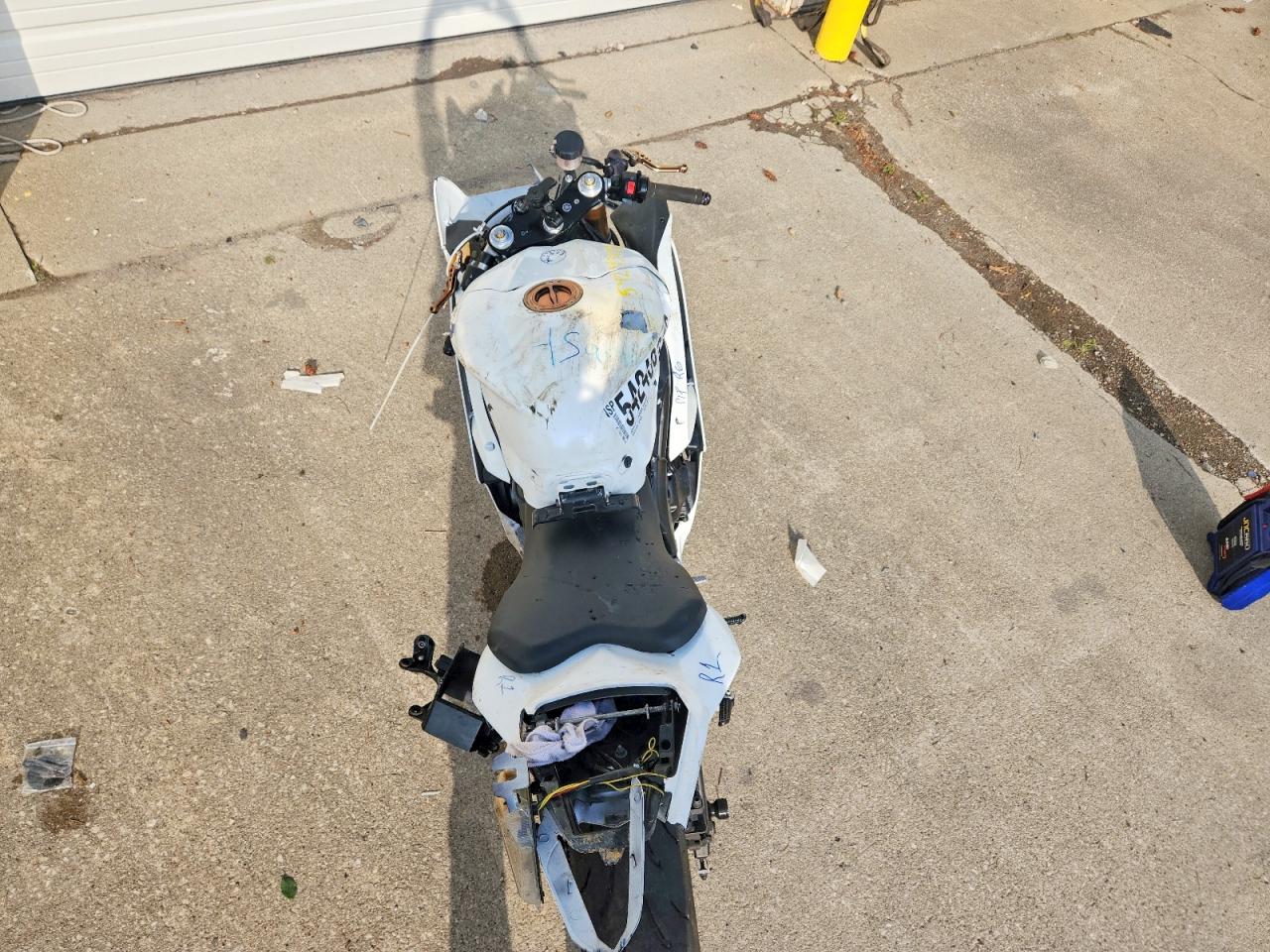 2007 Yamaha YZFR6 VIN JYARJ12E77A019180 COPART salvage auction — All Over, MI - CERTIFICATE OF TITLE, sold $825 on 2026-07-02 (photo 6)