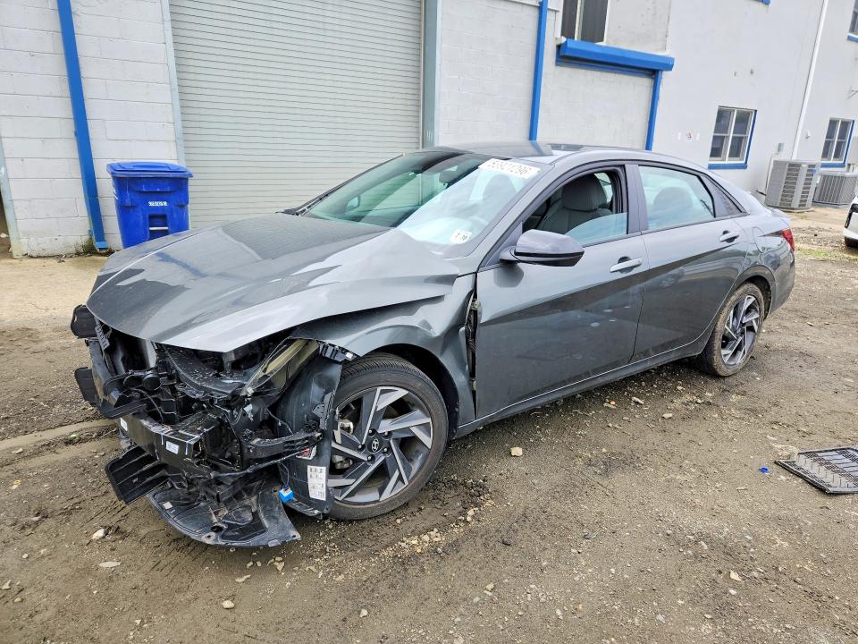 2025 Hyundai Elantra VIN KMHLM4DG2SU992908 COPART salvage auction — FRONT END, Id - Salvage Certificate Of Title, sold $3,400 on 2026-07-27 (photo 1)