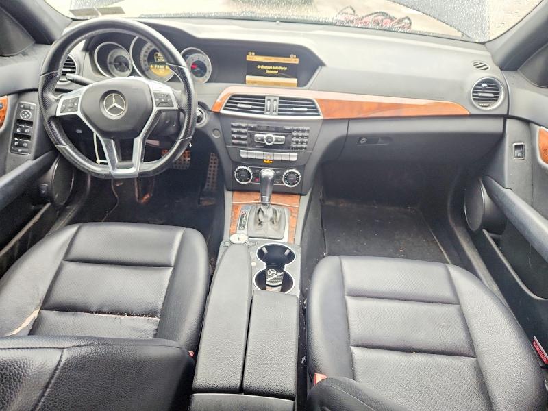 2012 Mercedes-benz C-klasse VIN WDDGF8BB8CR195698 COPART salvage auction — REAR END, Oh - Cert Of Title-Salvage, sold $1,900 on 2026-07-02 (photo 8)