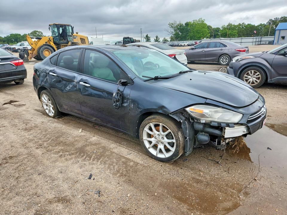 2013 Dodge VIN 1C3CDFCA4DD103613 COPART salvage auction — ROLLOVER, Wv - Salvage Certificate, sold $250 on 2026-07-09 (photo 4)