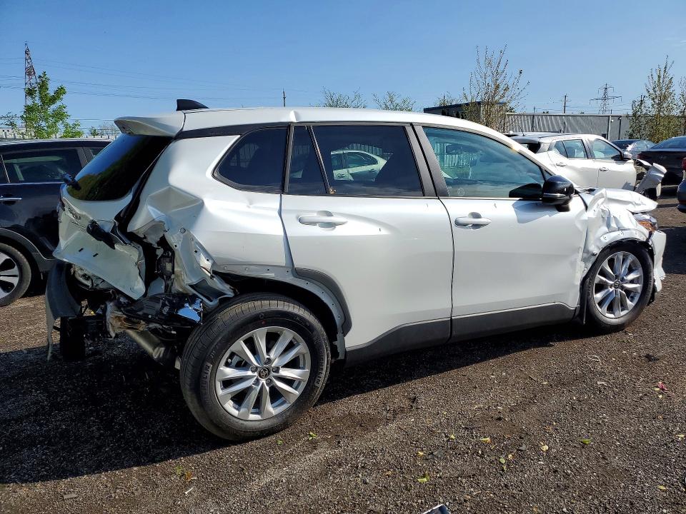 2026 Toyota Corolla cross VIN 7MUCAABG8TV184587 COPART salvage auction — REAR END, On - Permit Salvage, sold $7,300 on 2026-07-09 (photo 3)