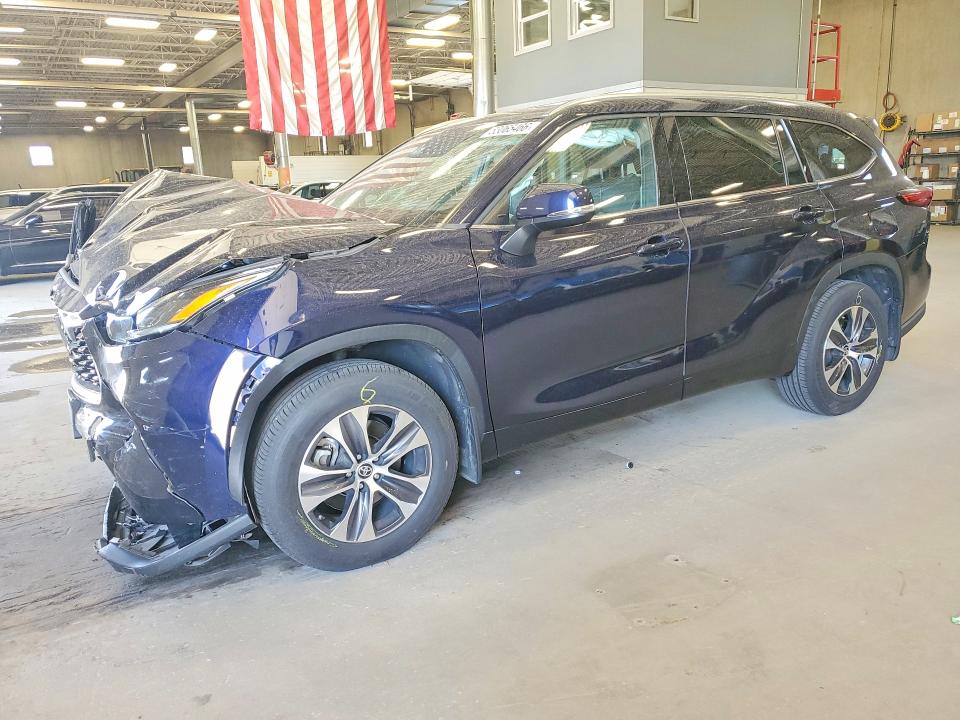 2021 Toyota Highlander VIN 5TDGZRBH1MS539726 COPART salvage auction — FRONT END, Mn - Cert Of Title-Salvage, sold $13,300 on 2026-07-07 (photo 1)