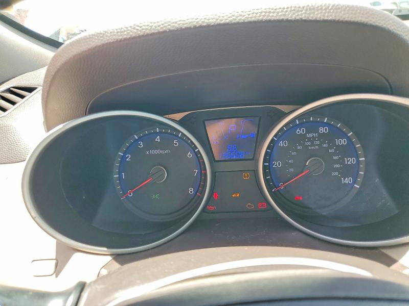 2013 Hyundai Tucson VIN KM8JU3AC6DU665496 COPART salvage auction — MINOR DENT/SCRATCHES, Hi - Certificate Of Title, sold $600 on 2026-07-06 (photo 9)