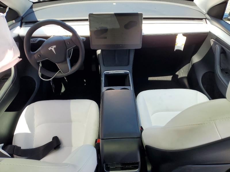 2024 Tesla Model y VIN 7SAYGDEE4RF074680 COPART salvage auction — SIDE, Or - Salvage Title Certificate, sold $14,600 on 2026-08-04 (photo 8)