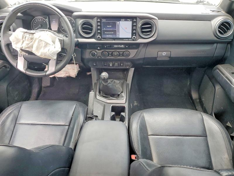 2020 Toyota Tacoma VIN 5TFCZ5AN4LX237208 COPART salvage auction — SIDE, Ia - Cert Of Title-Salvage Title, sold $9,300 on 2026-07-03 (photo 8)