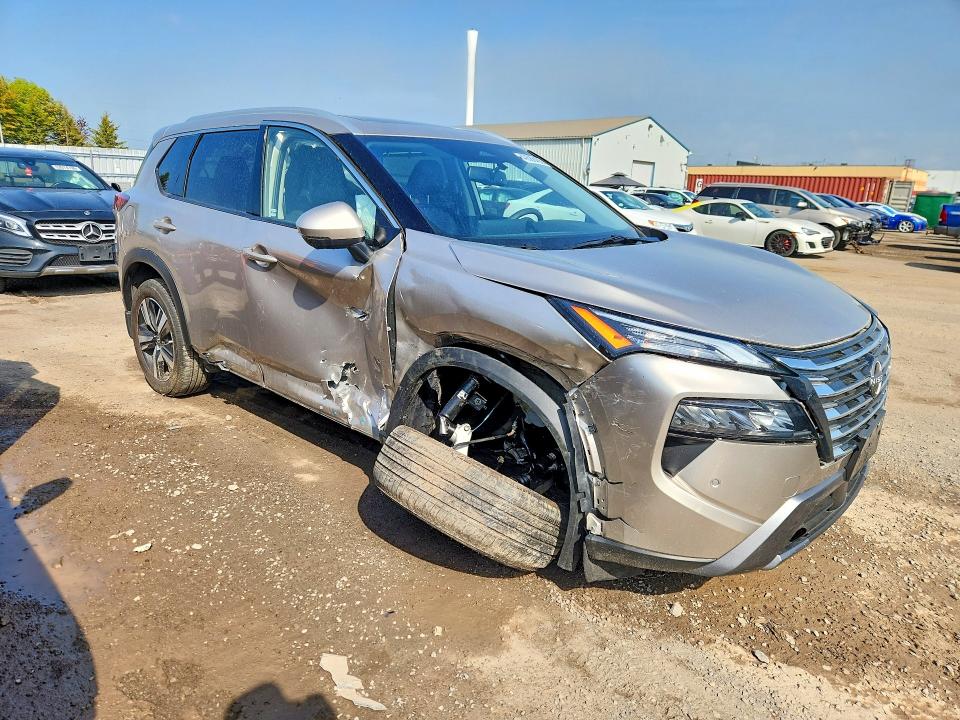 2025 Nissan Rogue VIN JN8BT3CB1SW430624 COPART salvage auction — SIDE, On - Permit Salvage, sold $9,200 on 2026-07-09 (photo 4)