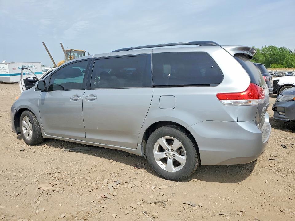 2012 Toyota Sienna VIN 5TDKK3DC1CS192247 COPART salvage auction — FRONT END, Il - Salvage Certificate, sold $1,600 on 2026-07-24 (photo 2)