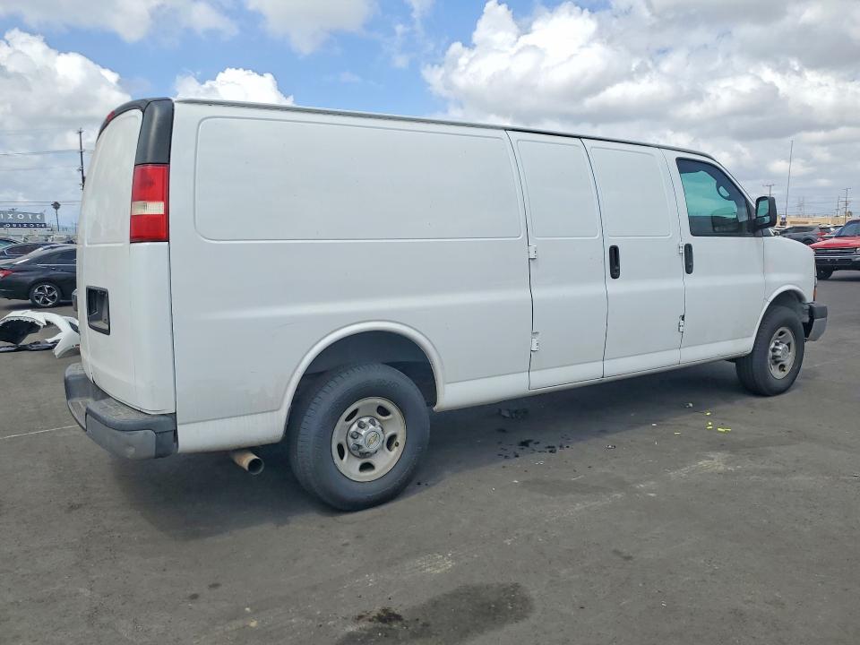 2013 Chevrolet Express 3500 VIN 1GCZGUCA6D1182480 COPART salvage auction — MINOR DENT/SCRATCHES, Ca - Salvage Certificate, sold $1,000 on 2026-07-08 (photo 3)