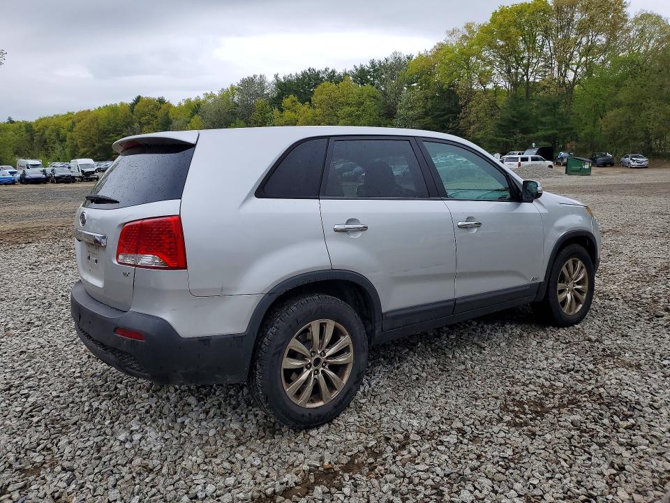 2011 Kia Sorento VIN 5XYKUCA16BG013452 COPART salvage auction — SIDE, MA - CERT OF TITLE-RECONSTRCTD COLL, sold $750 on 2026-07-22 (photo 3)