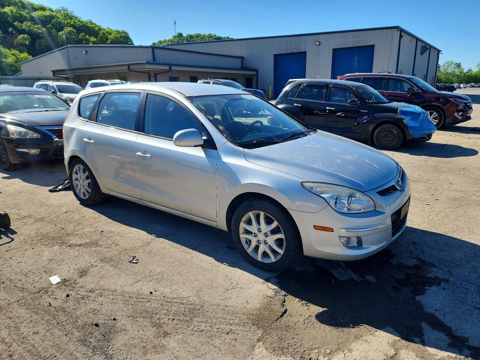 2009 Hyundai Elantra VIN KMHDC86E89U045568 COPART salvage auction — REAR END, PA - CERTIFICATE OF SALVAGE, sold $400 on 2026-07-16 (photo 4)