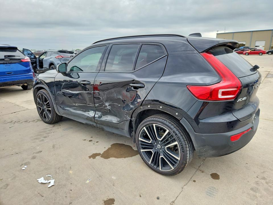 2022 Volvo VIN YV4162UM4N2649045 COPART salvage auction — SIDE, Tx - Salvage Vehicle Title, sold $11,300 on 2026-07-20 (photo 2)