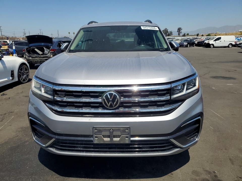 2021 Volkswagen Atlas VIN 1V2PR2CA7MC537665 COPART salvage auction — MECHANICAL, CA - DIS/DLR/EXP ONLY CLEAN TITLE, sold $6,300 on 2026-08-17 (photo 5)