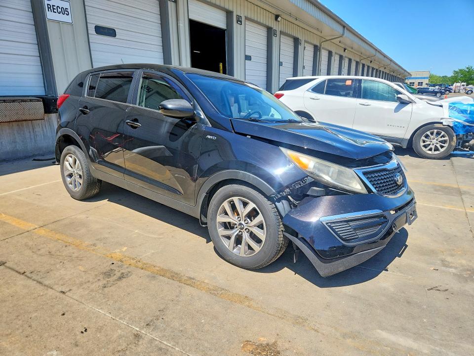 2016 Kia VIN KNDPBCAC5G7820563 COPART salvage auction — FRONT END, Ky - Bill Of Sale/Part Only/No Titl, sold $575 on 2026-07-20 (photo 4)