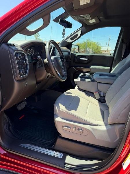 2021 Chevrolet Silverado 1500 VIN 1GCUYDED0MZ214405 COPART salvage auction — Minor Dent/Scratches, NM - CERT OF TITLE-SALVAGE (P), sold $26,500 on 2026-07-10 (photo 9)