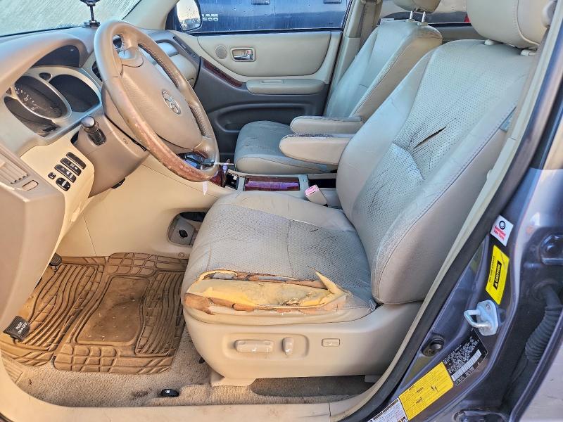 2004 Toyota Highlander VIN JTEDP21A540016745 COPART salvage auction — FRONT END, Id - Salvage Certificate Of Title, sold $450 on 2026-07-29 (photo 7)