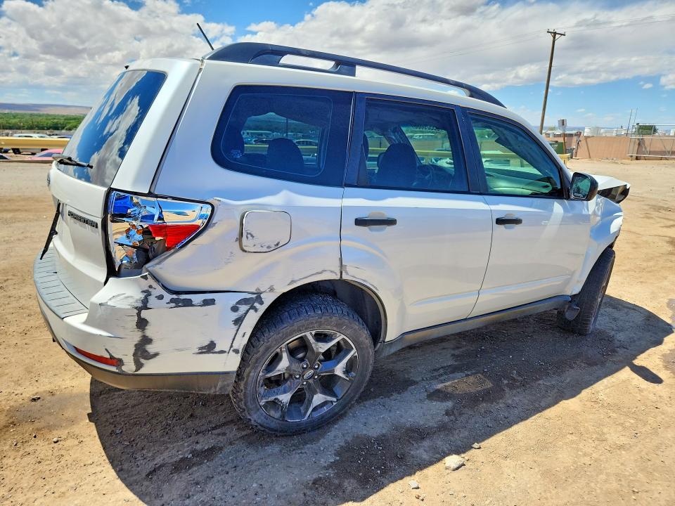 2011 Subaru Forester VIN JF2SHABC3BH725497 COPART salvage auction — SIDE, Nm - Cert Of Title-Salvage, sold $325 on 2026-07-13 (photo 3)