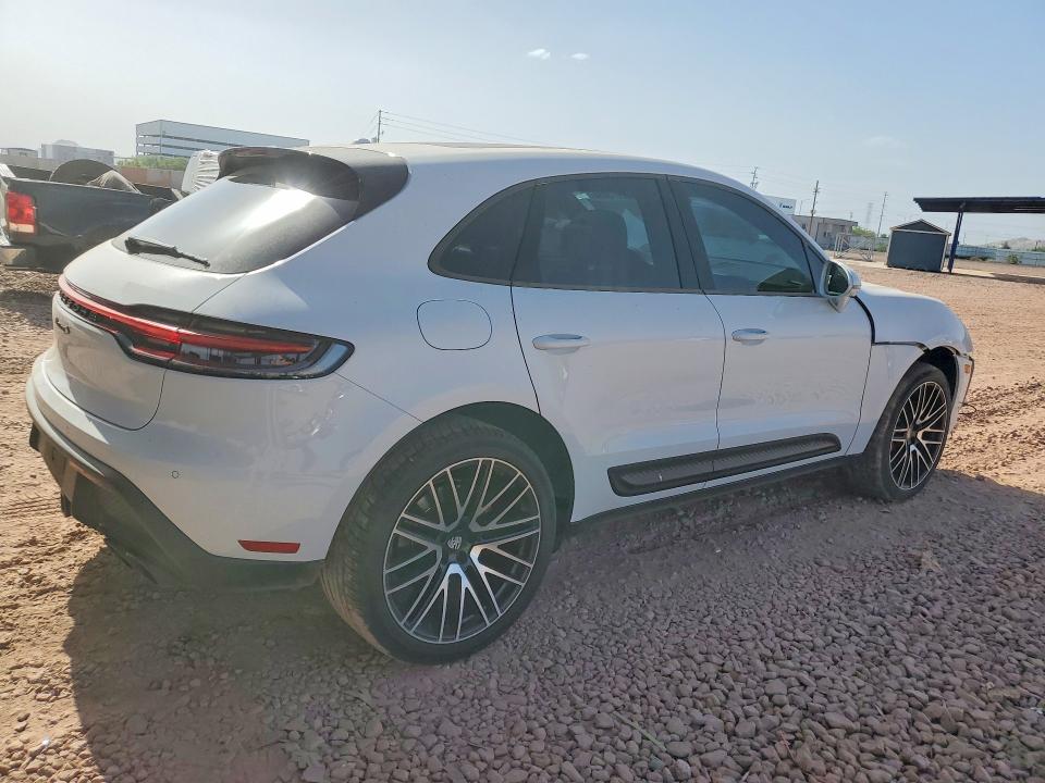 2022 Porsche Macan VIN WP1AG2A59NLB20647 COPART salvage auction — FRONT END, Az - Cert Of Title - Salvage, sold $18,200 on 2026-07-23 (photo 3)