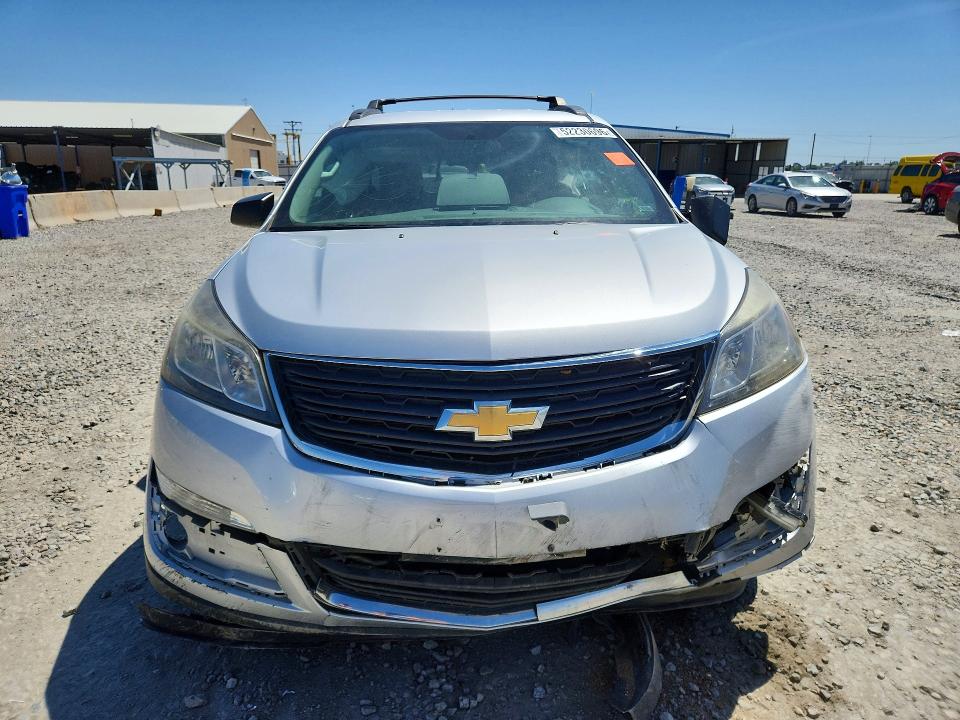 2016 Chevrolet Traverse VIN 1GNKRFED3GJ308949 COPART salvage auction — ROLLOVER, Co - Public - Salvage Title, sold $900 on 2026-07-02 (photo 5)
