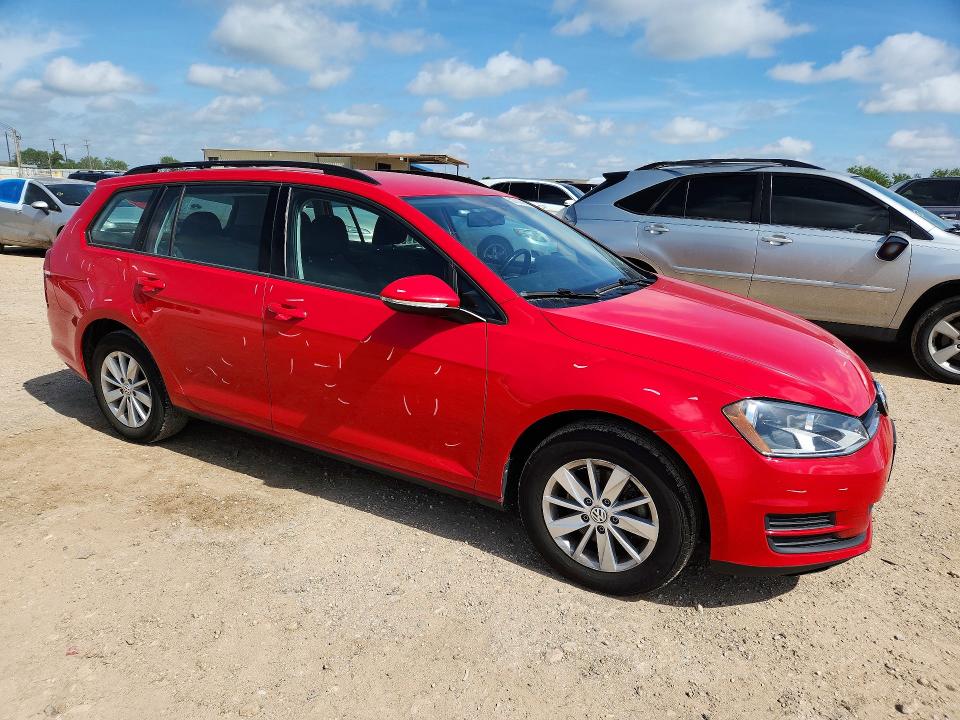 2017 Volkswagen VIN 3VWC17AU6HM500951 COPART salvage auction — SIDE, Tx - Salvage Vehicle Title, sold $3,200 on 2026-07-02 (photo 4)