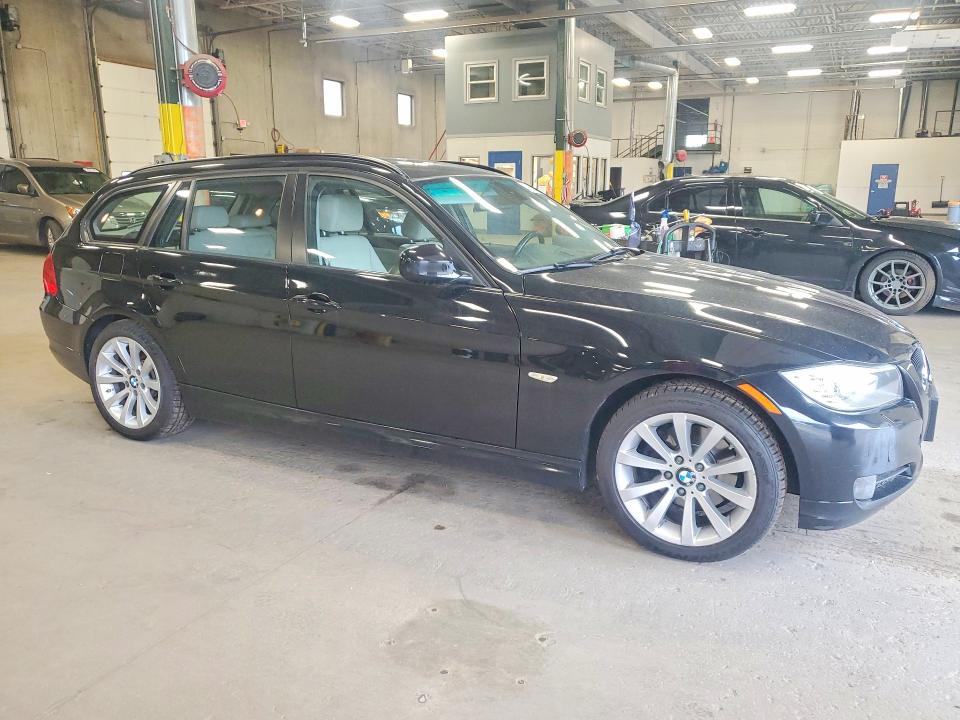 2012 BMW 3er VIN WBAUU3C58CA543185 COPART salvage auction — REAR END, MN - CERT OF TITLE-SALVAGE, sold $2,050 on 2026-07-07 (photo 4)