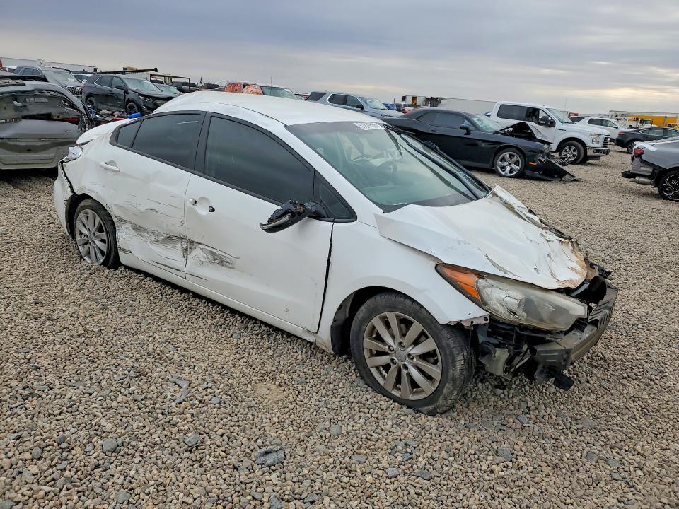 2014 Kia Forte VIN KNAFX4A68E5059871 COPART salvage auction — ALL OVER, Tx - Salvage Vehicle Title, sold $125 on 2026-07-07 (photo 4)