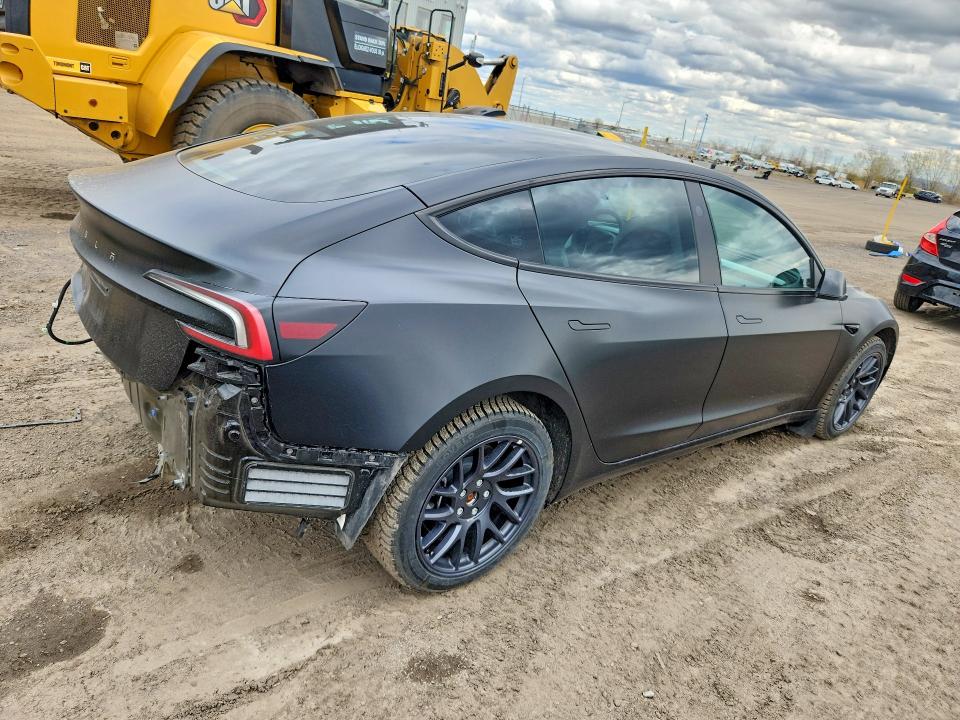 2024 Tesla Model 3 VIN LRW3E7FA8RC105935 COPART salvage auction — REAR END, Qc - Aucune Mention, sold $11,400 on 2026-07-28 (photo 3)