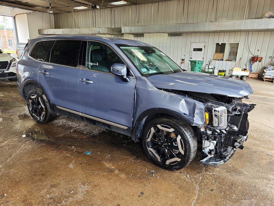 2025 Kia Telluride VIN 5XYP6DGC3SG687346 COPART salvage auction — FRONT END, FL - CERTIFICATE OF DESTRUCTION, sold $9,600 on 2026-07-13 (photo 4)