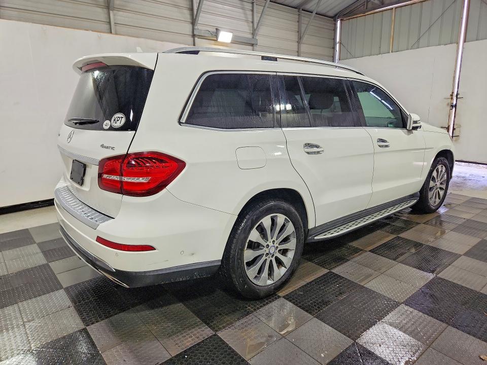 2017 Mercedes-benz Gls-class VIN 4JGDF6EE4HA824091 COPART salvage auction — MINOR DENT/SCRATCHES, Nc - Dealer Only Clean Title, sold $6,900 on 2026-08-31 (photo 3)