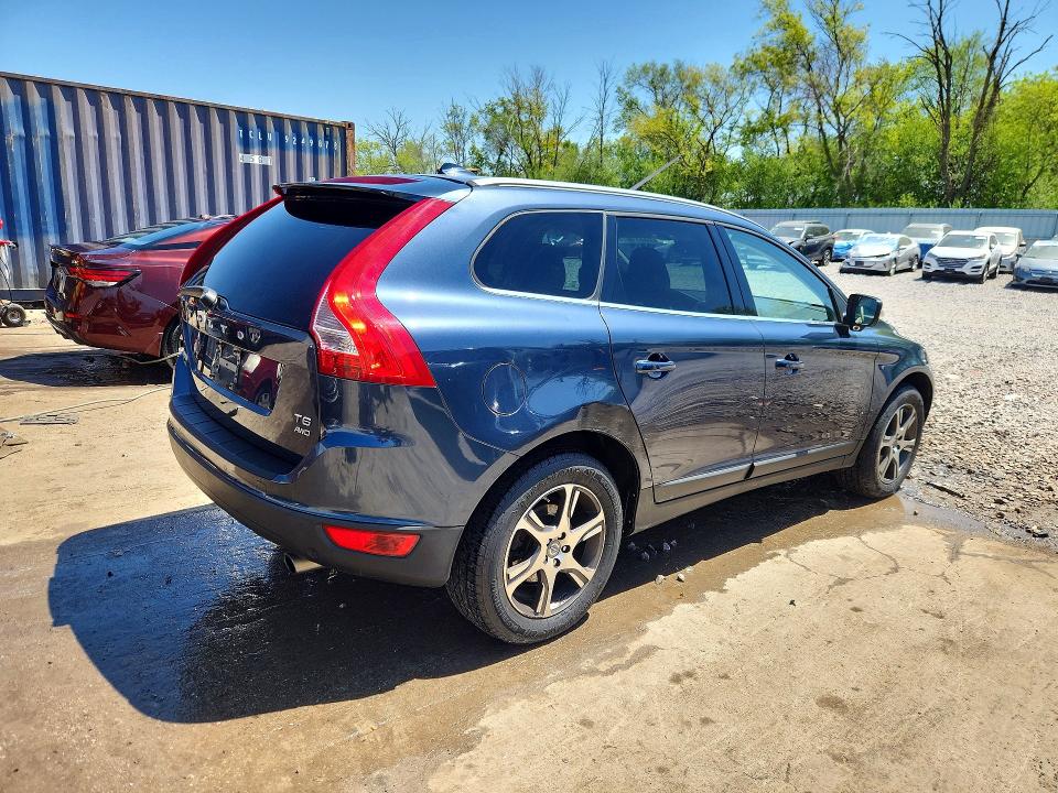 2011 Volvo Xc60 VIN YV4902DZ3B2175116 COPART salvage auction — HAIL, Wi - Junked Vehicle Bill Of Sale, sold $250 on 2026-07-13 (photo 3)
