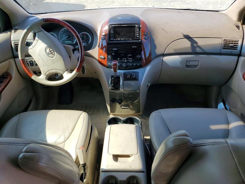 2004 Toyota Sienna VIN 5TDBA22C34S009173 COPART salvage auction — FRONT END, Ca - Non-Repairable Vehicle Cert, sold $875 on 2026-07-17 (photo 8)