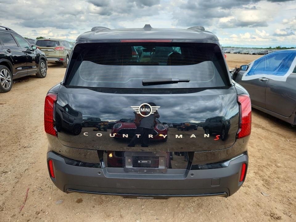 2025 Mini Cooper VIN WMZ23GA03S7P95403 COPART salvage auction — UNDERCARRIAGE, Tx - Salvage Vehicle Title, sold $7,700 on 2026-07-23 (photo 6)
