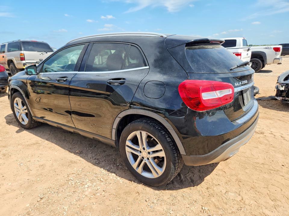 2015 Mercedes-benz Gla-class VIN WDCTG4GB4FJ090368 COPART salvage auction — MINOR DENT/SCRATCHES, Tx - Salvage Vehicle Title, sold $2,600 on 2026-07-09 (photo 2)