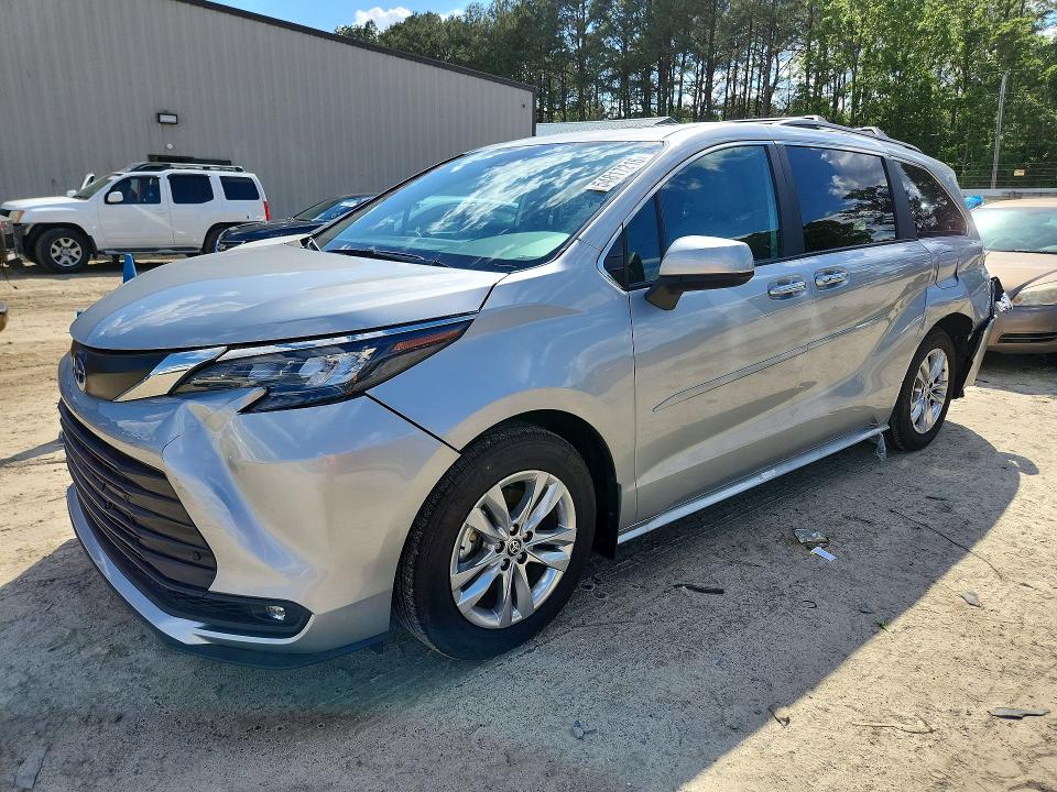 2025 Toyota Sienna VIN 5TDJSKFC7SS224118 COPART salvage auction — REAR END, Md - Cert Of Salvage > 75% Damage, sold $19,300 on 2026-07-07 (photo 1)